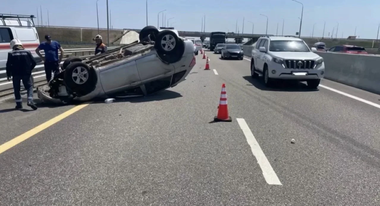 ⚡ На Кубани в ДТП с опрокидыванием погиб водитель