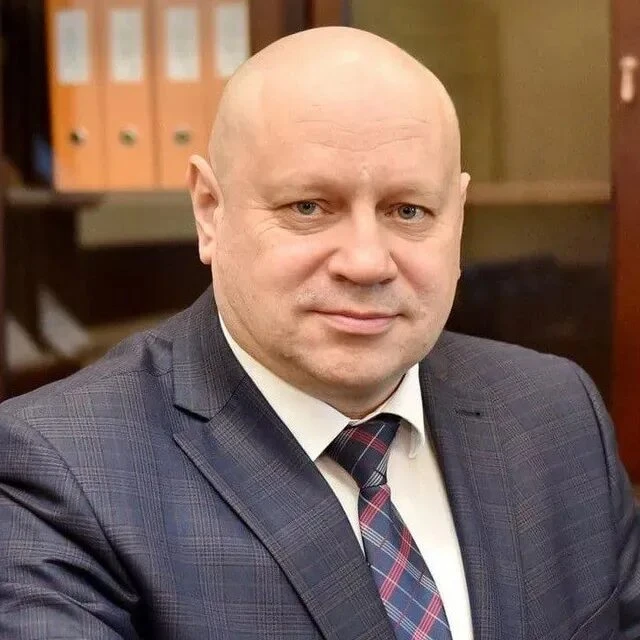Поздравляем с днем рождения мэра Омска Сергея Николаевича Шелеста!🎁