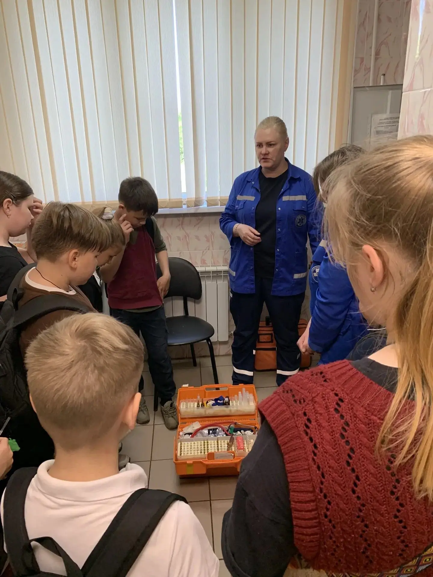 🚑 «Архимед» спешит на помощь: экскурсия на подстанцию скорой помощи!