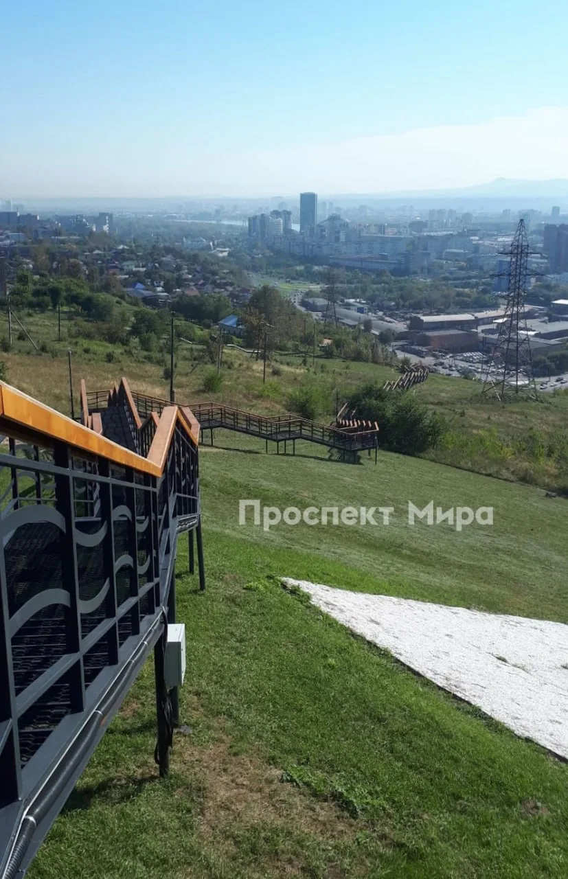 🏙  В Красноярске почти достроили новую лестницу на Караульной горе