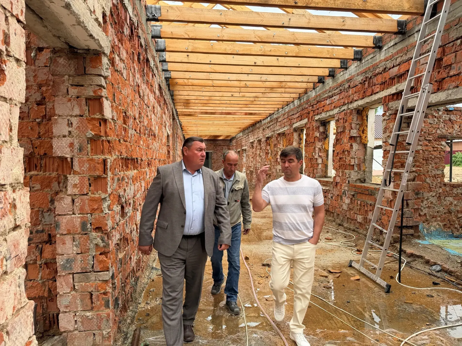 Ремонт в Сятра-Лапсарской школе

📌 Выездной контроль в рамках партпроекта «Новая школа» и нацпроект