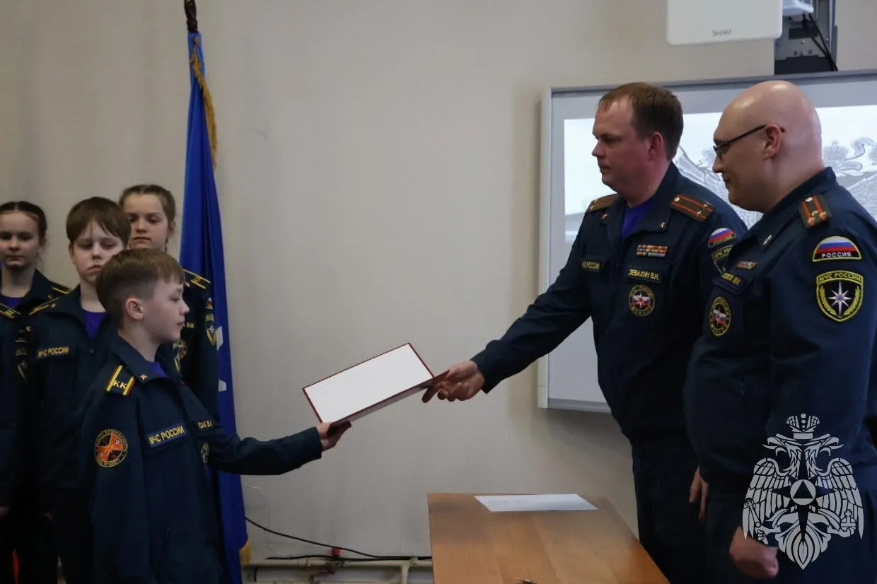 Теперь кадеты  Сегодня в актовом зале Специализированной пожарно-спасательной части ФПС ГПС Главного
