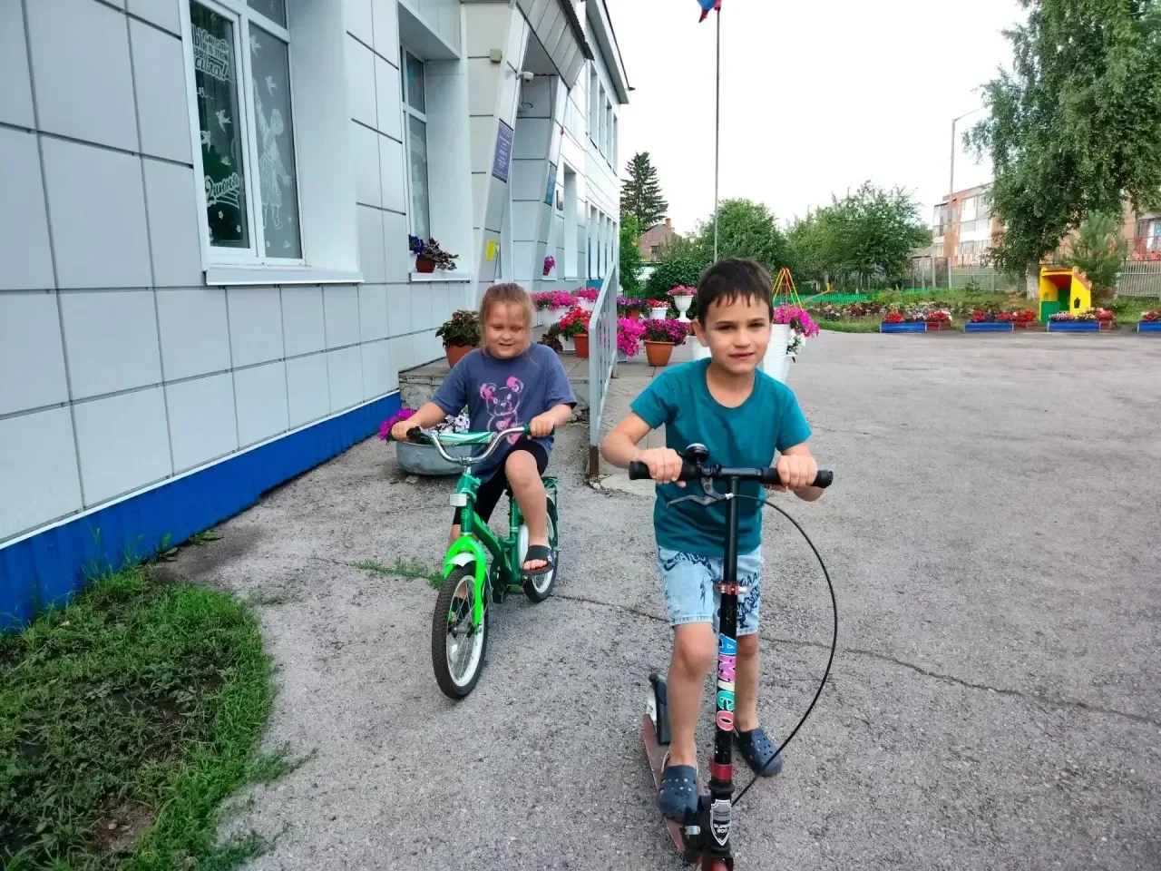 Вечерняя спортивно-игровая площадка «Быстрее, выше, сильнее»: день за днём становимся лучше! 🚴‍♂️💪