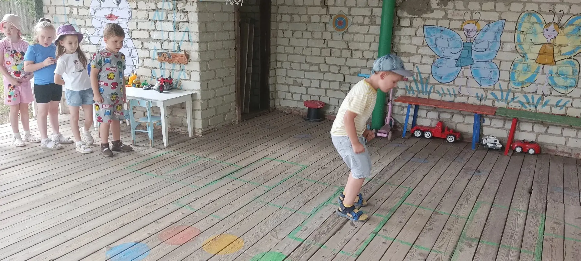 Детство должно пахнуть летом, солнцем и дружбой! ☀️