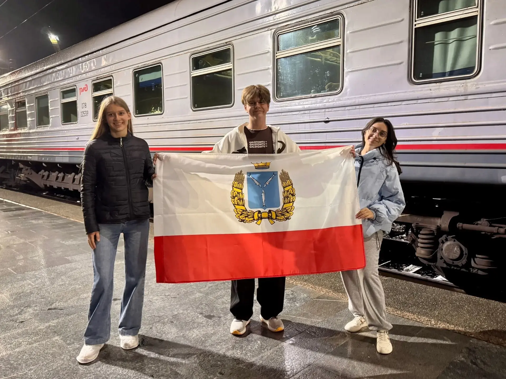 Ученик 9А класса, Горбунов Тимофей, в, составе делегации выехал в Уфу — город, который ...