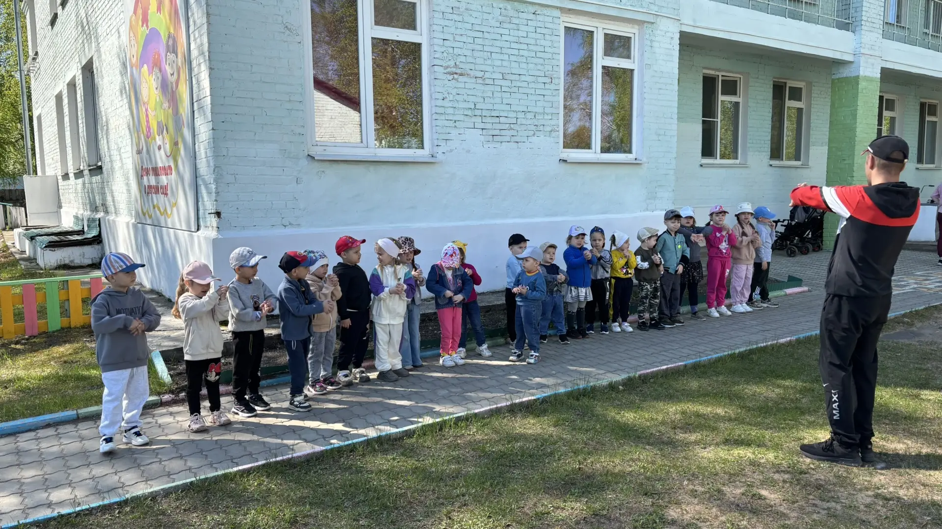 ☀️🏃‍♂️ БЫСТРЕЕ, ВЫШЕ, ДРУЖНЕЕ! Наш детский сад зажёг на спортивных играх на свежем воз...