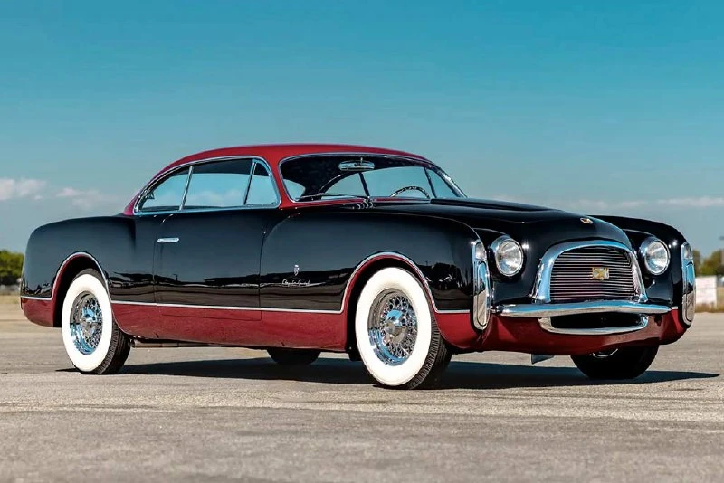 ⚡️ Аукционный дом RM Sotheby's выставил на торги купе Chrysler Special с кузовом от ате...