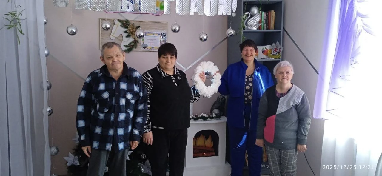 Творчество — это часть нашей повседневной жизни! ✨ В преддверии Нового года в нашем инт...