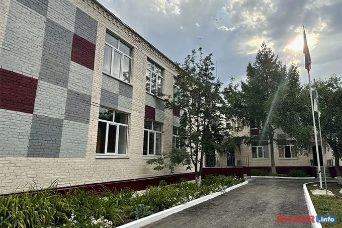 В Шадринске преобразился фасад начального отделения школы №20