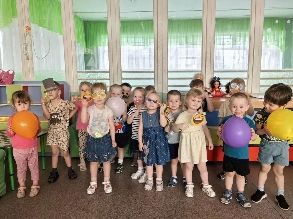 🤡День смеха в дошкольном отделении 🎉  😁Праздник 1 апреля - это день шуток, веселья и смеха. День сме