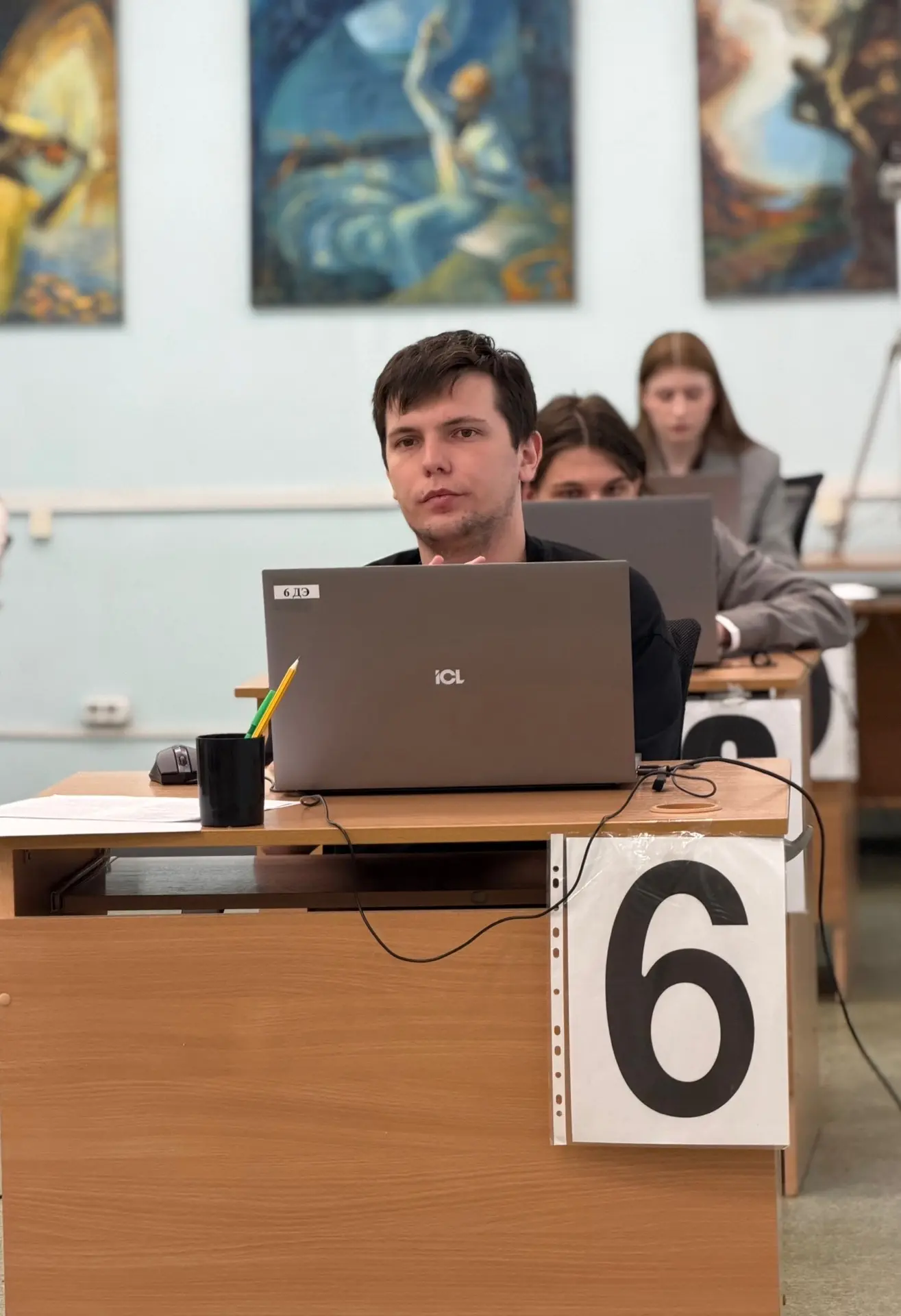 Выпускники группы 3-ИС успешно сдали демонстрационный экзамен!