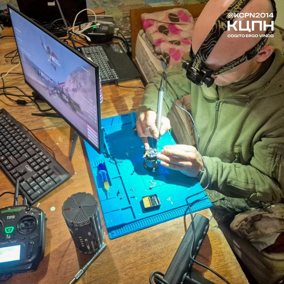 КЦПН провёл гибридное обучение на Mavic и FPV для инструкторов-сапёров батальона им. Карбышева  🪽 Ин