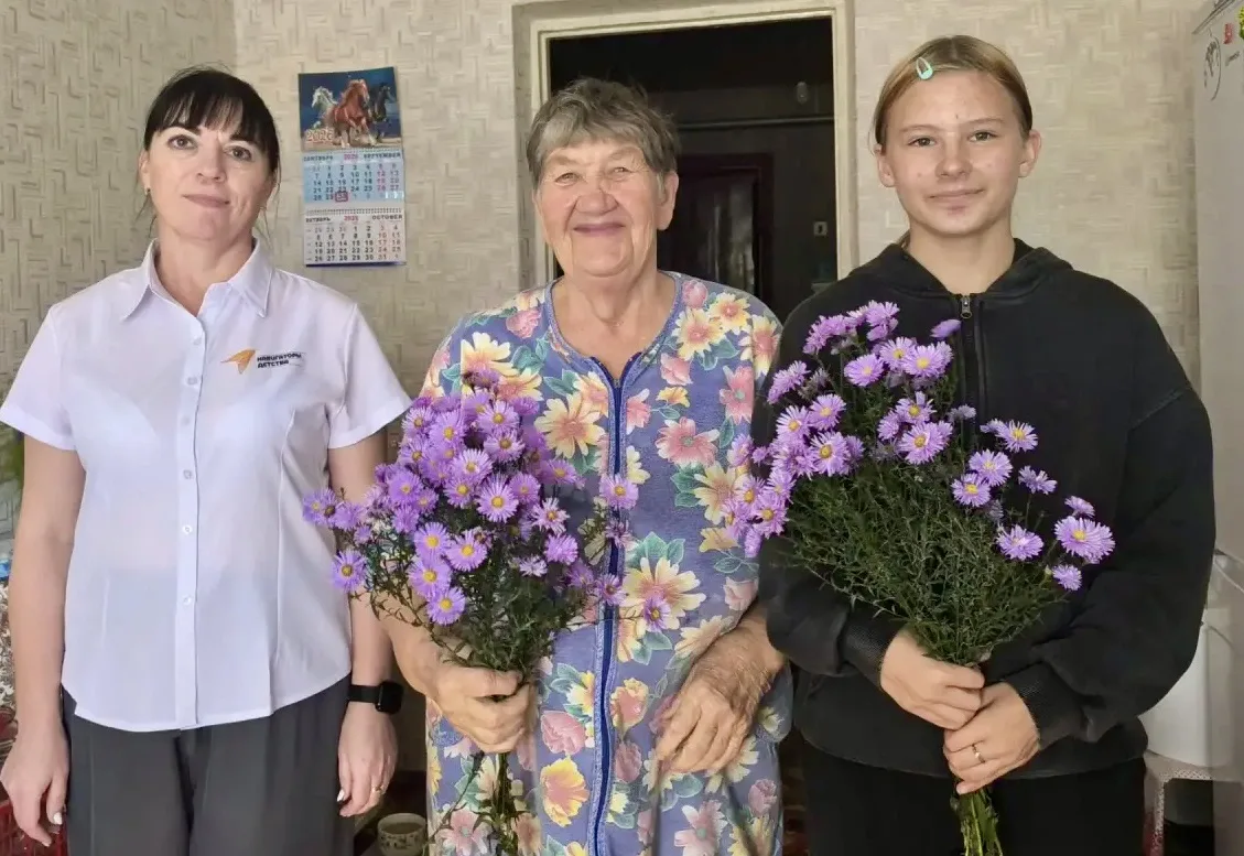 Доброта согревает сердца! 👵👴💐