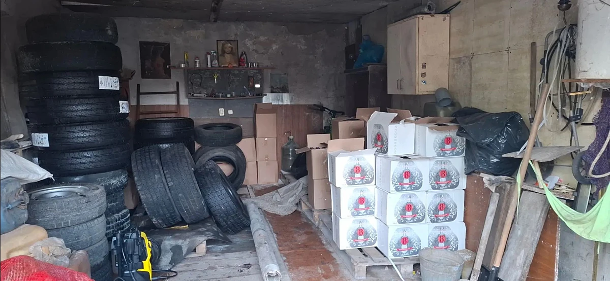 📌В Каменске-Уральском сотрудниками полиции выявлен факт хранения алкогольной продукции...