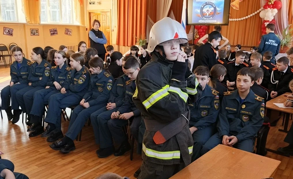 18 февраля в школе прошло яркое запоминающееся событие - День рекордов в Кадетском корпусе.  Это мер