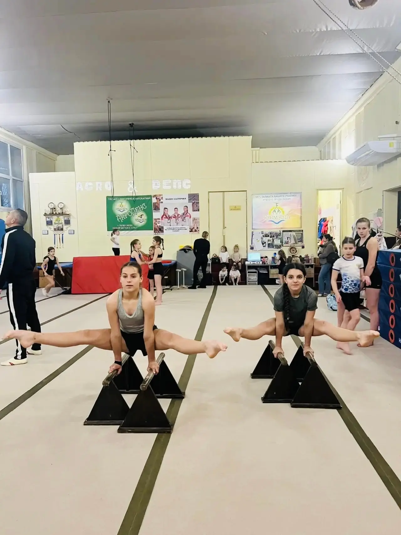 🤸‍♂️ Контрольные нормативы в отделении спортивной акробатики

Спортсмены нашего отделения спортивно
