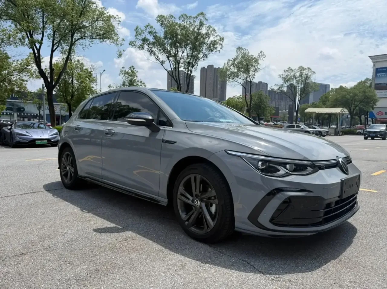 VW GOLF