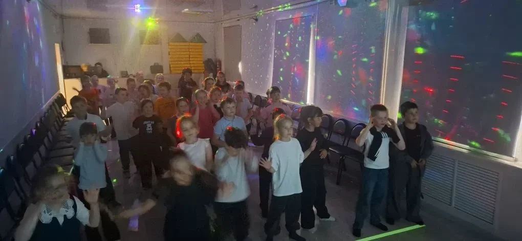 Летние каникулы - самая желанная пора для каждого ребенка! Это время новых знакомств, в...