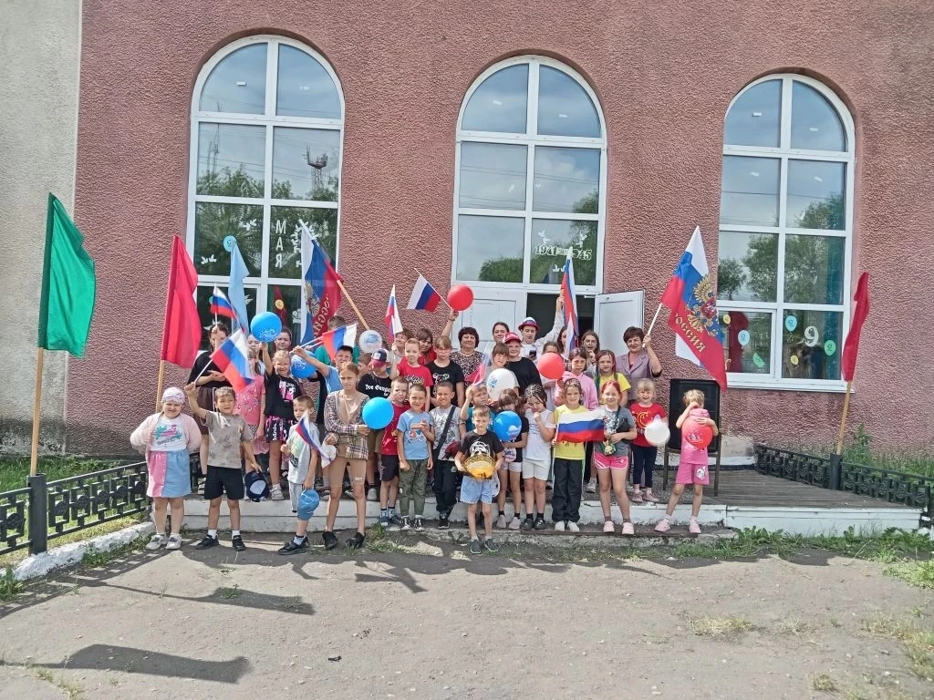 🌞День 10- День России🌟 Наши юные патриоты отметили День России креативно! 🇷🇺

Сегодня воспитанни