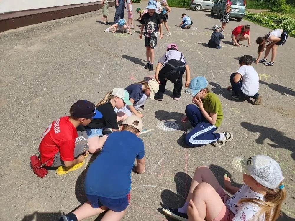 ☀️ В преддверии Дня России в нашем лагере дневного пребывания царила особая атмосфера —  воспитанник