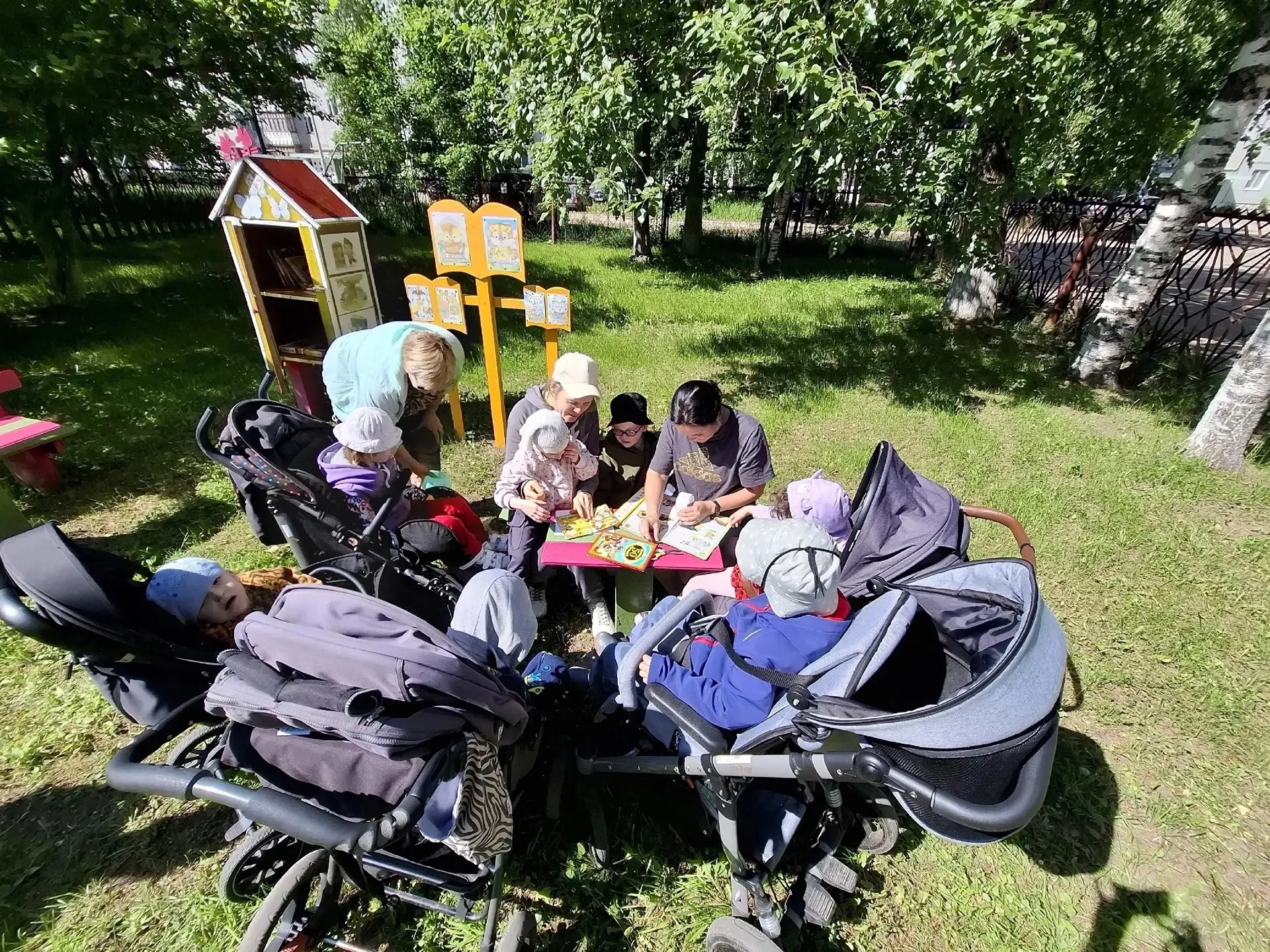 🦋В рамках летней оздоровительной программы увлекательно проходит тематическая Неделя дружбы и добра