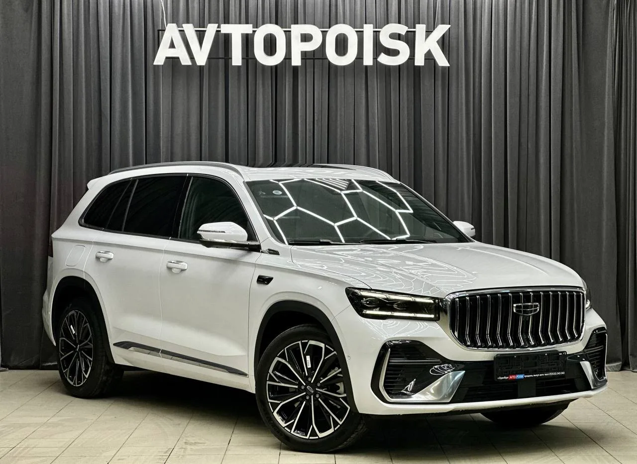 НОВЫЙ Geely Monjaro 🔥  МАКСИМАЛЬНАЯ комплектация   — 2025 год; — Двигатель 2.0, 238 л.с.; — Автомат;
