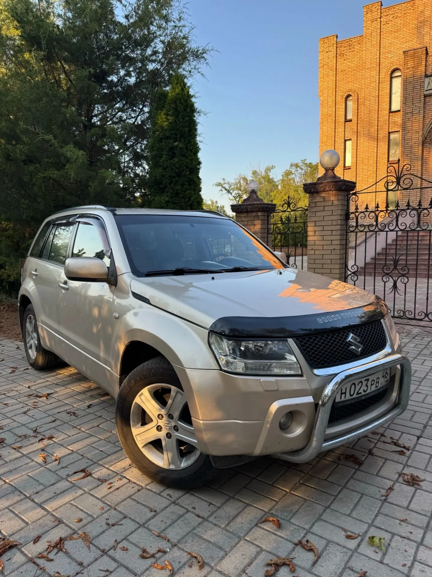 Продам Suzuki Grand Vitara, 2.0 л, автомат Aisin.(Есть ГБО) проезжает смело: 300-350 км...