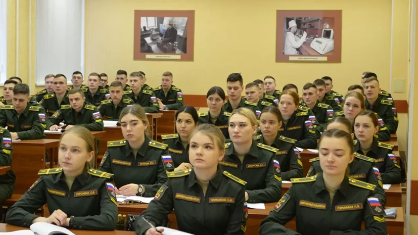 🌟 Военная служба для девушек после 11 класса 🌟
