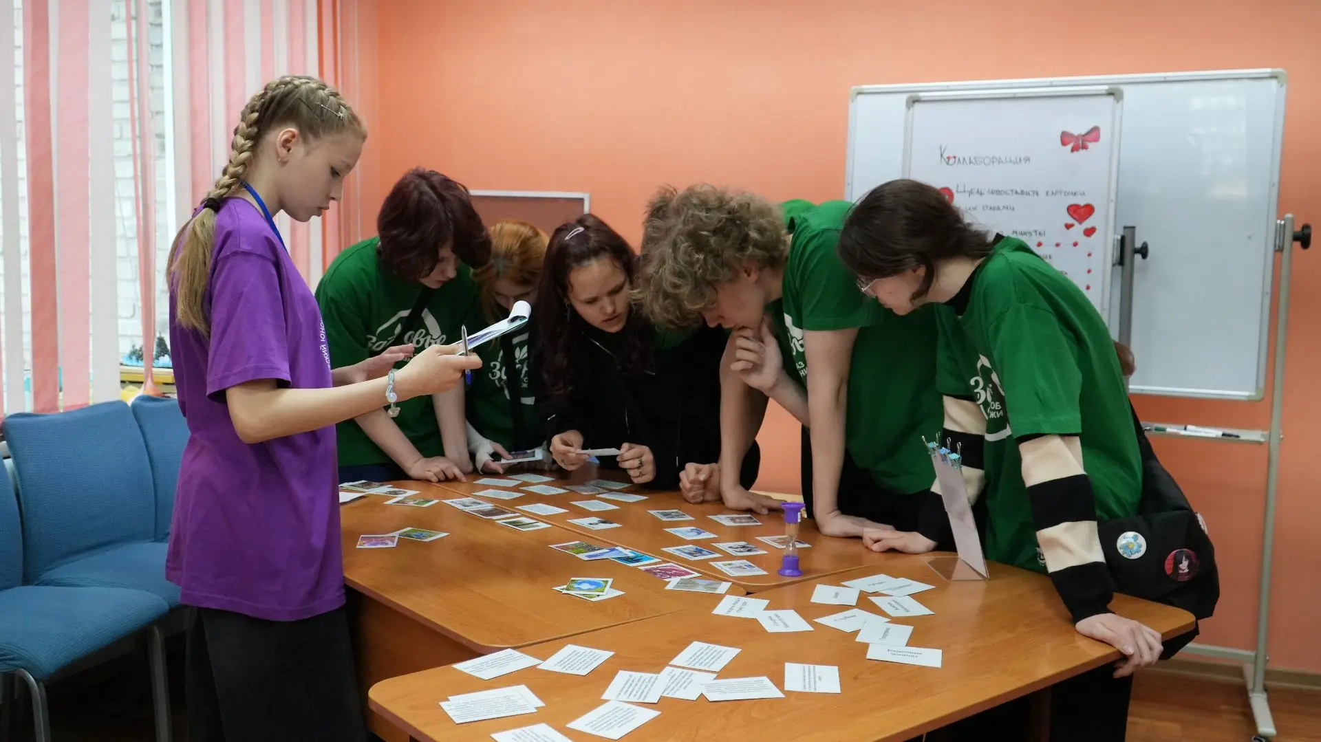 🧸Фестиваль для юных лидеров общественных формирований прошел в Барнауле  На прошлой неделе на террит