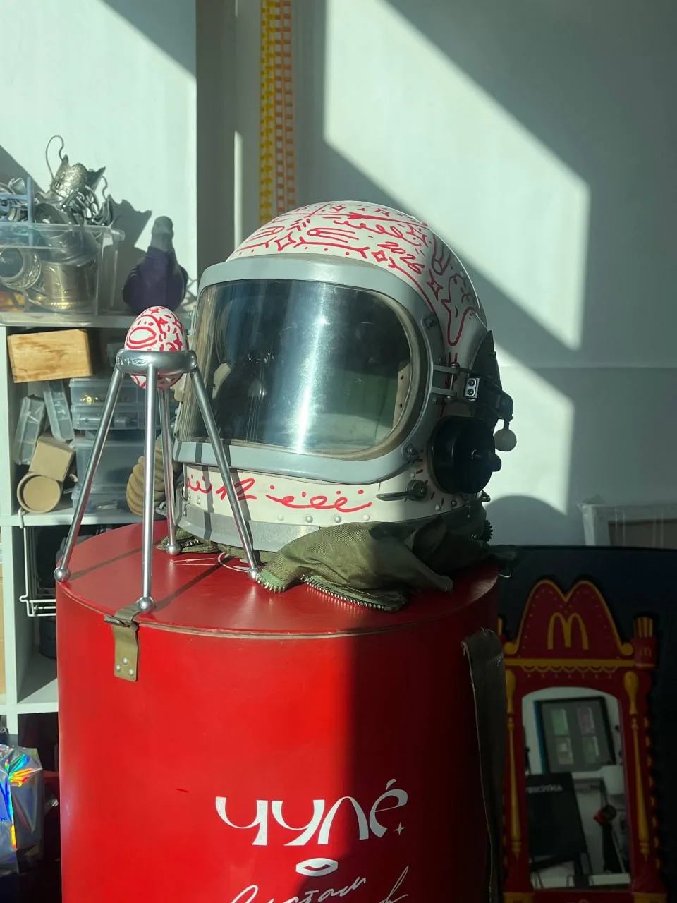 ✨🥚 В этом году мой любимый праздник Пасхи совпадает с другим любимым праздником — Днем космонавтики.