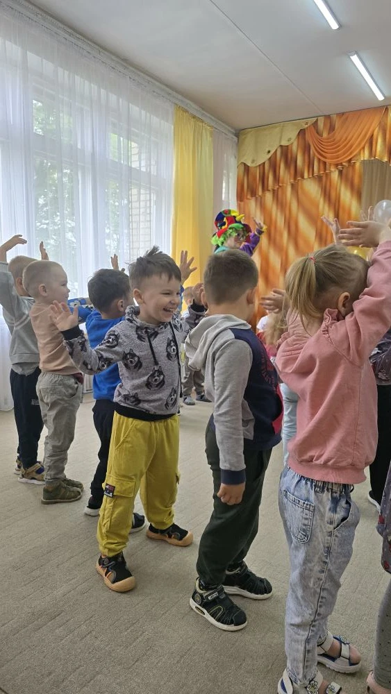 В первый день лета наш детский сад превратился в настоящую страну🕺💃 веселья и 😁 смех...