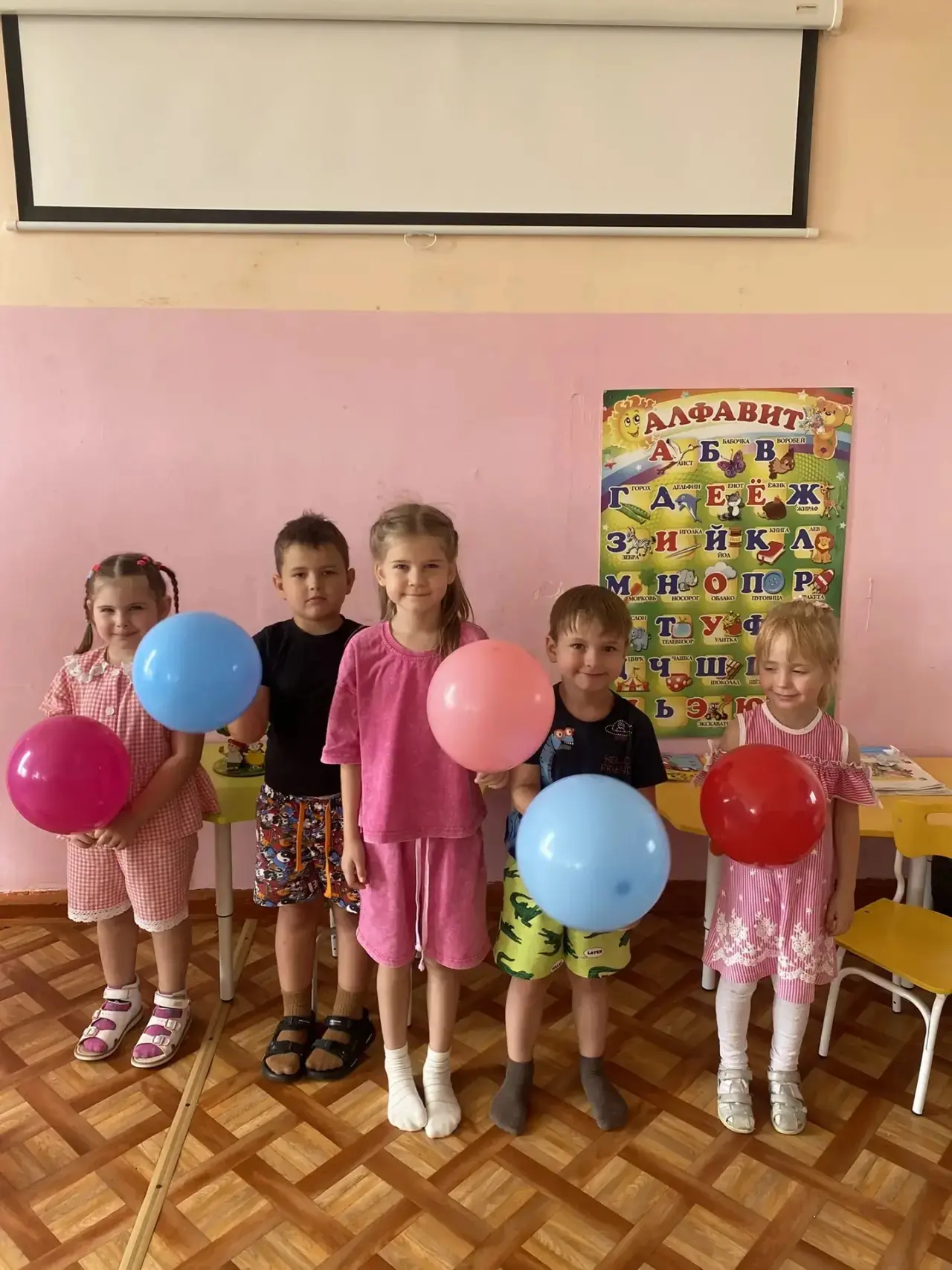 🎉 День воздушных шаров в дошкольной группе — праздник радости и открытий! 🎈

Воздушные шары — это 