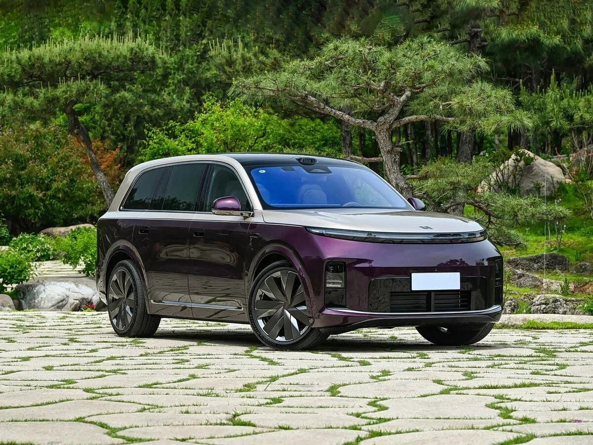 Помните, недавно мы рассказывали про новое поколение Li Auto L9 Livis? 👀

👉🏻 Технические характер