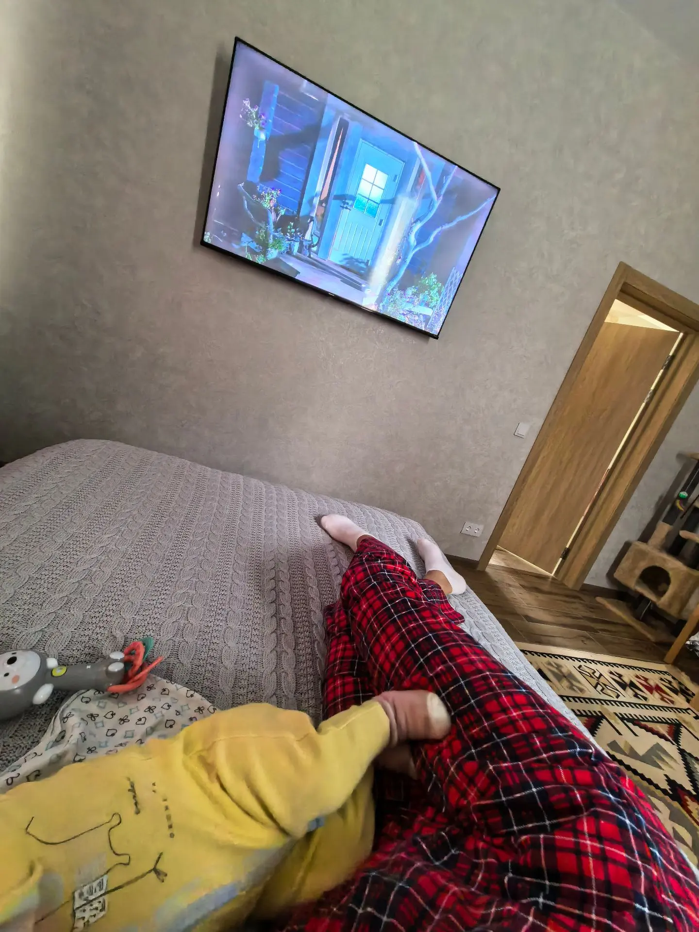 Ну все , можно позволить немного отдохнуть 🛌 и посмотреть фильм.