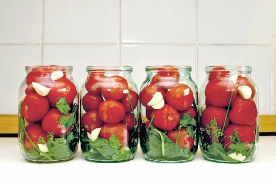 🍅✨ «ТОМАТНЫЙ ШЕДЕВР»: Рецепт маринованных помидоров, который заставит вас забыть обо всех остальных