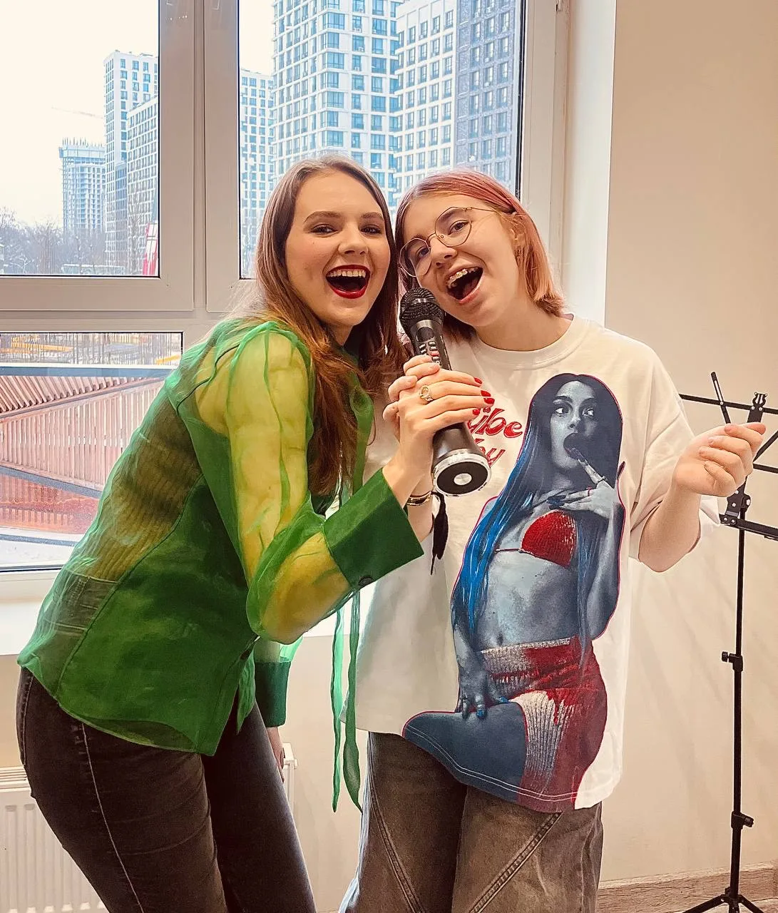 Расскажем вам о пользе занятий ВОКАЛОМ 🎤: 

1️⃣Улучшение кровообращения и поступление кислорода в о