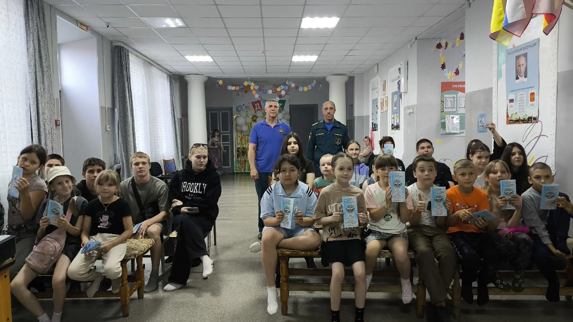🌊 Безопасность на воде — наш главный приоритет!

Сегодня на смене Первых "Планета 47" прошло важное