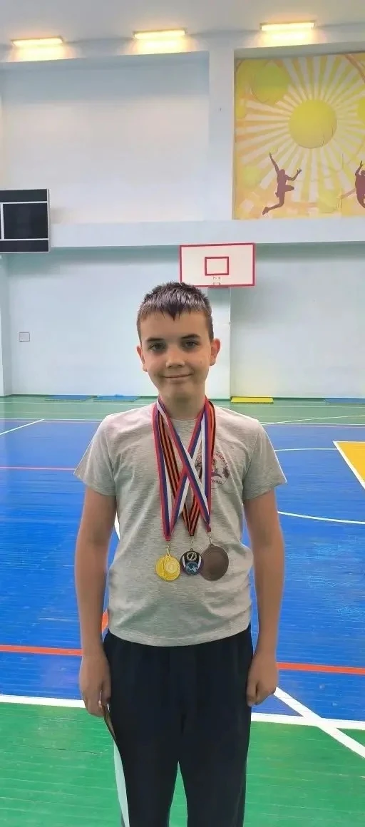 🤽‍♂️На протяжении последней недели ученик 6-В класса нашей школы, Фёдор Богданов, в со...