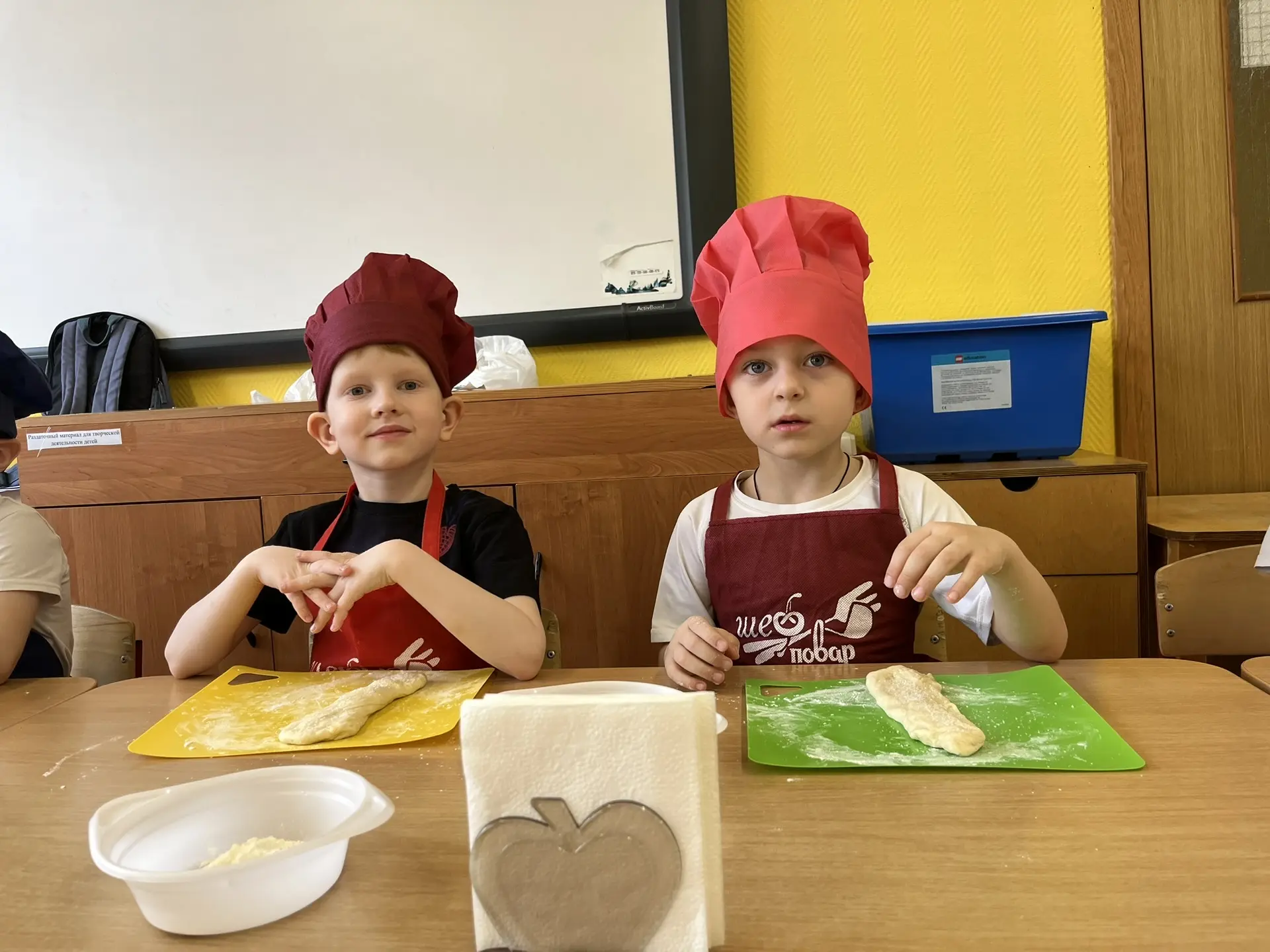 👩‍🍳 КУЛИНАРНЫЙ МАСТЕР-КЛАСС В ДОШКОЛЬНЫХ ГРУППАХ  В дошкольных группах прошёл увлекательный кулинарн