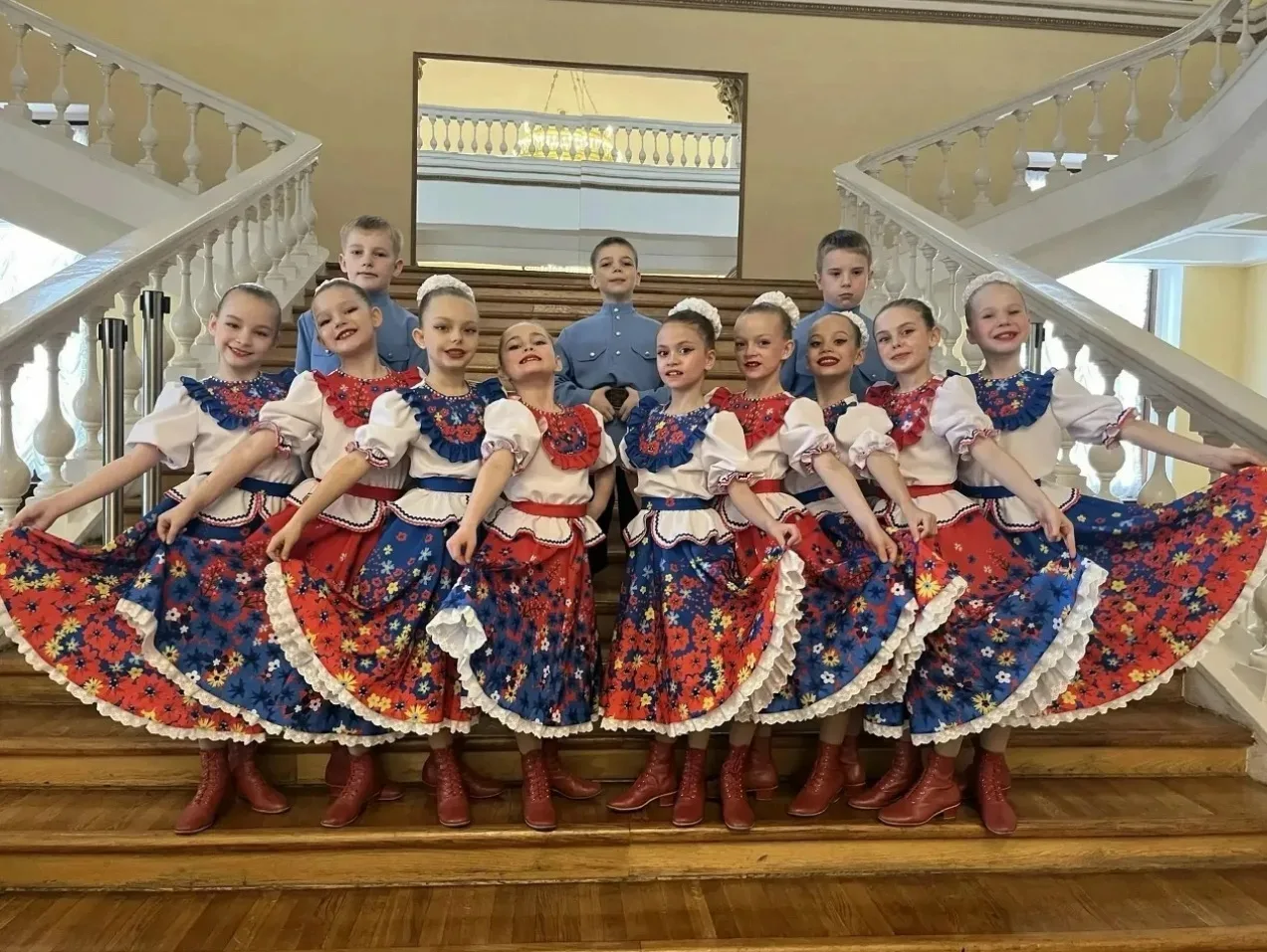 💃  💫  🕺  💫  💃 27 марта, в городе Сочи прошёл  Международный хореографический фестиваль «Золотой век»