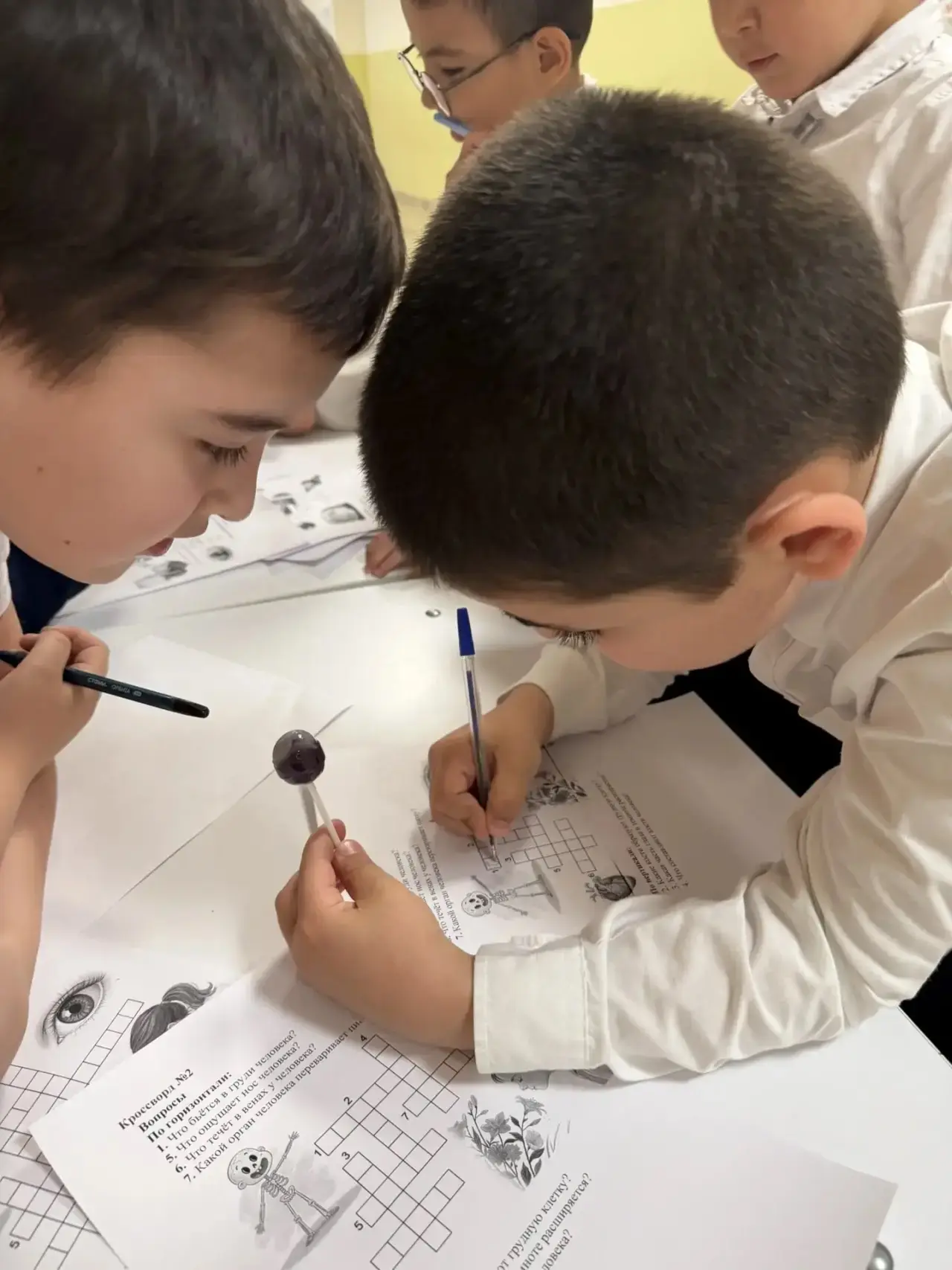 🧩 Мотивационная переменка в 1 классе: Разгадай окружающий мир!  Ура! В нашем 1 классе прошла не прос
