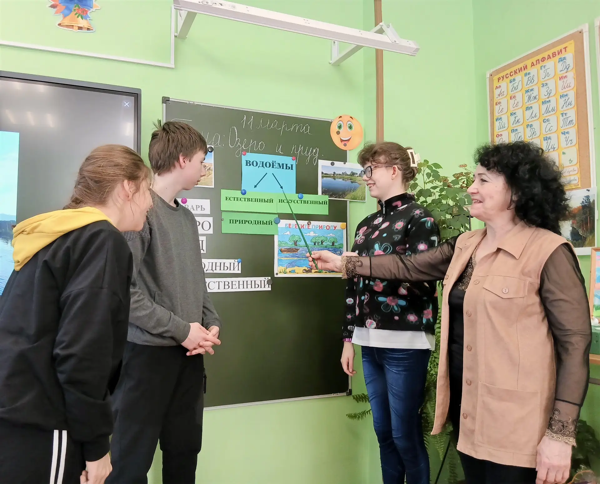 ✨Год ярких событий и заслуженных побед

🤝В нашей школе есть дружный 9Ф класс – активные и творчески