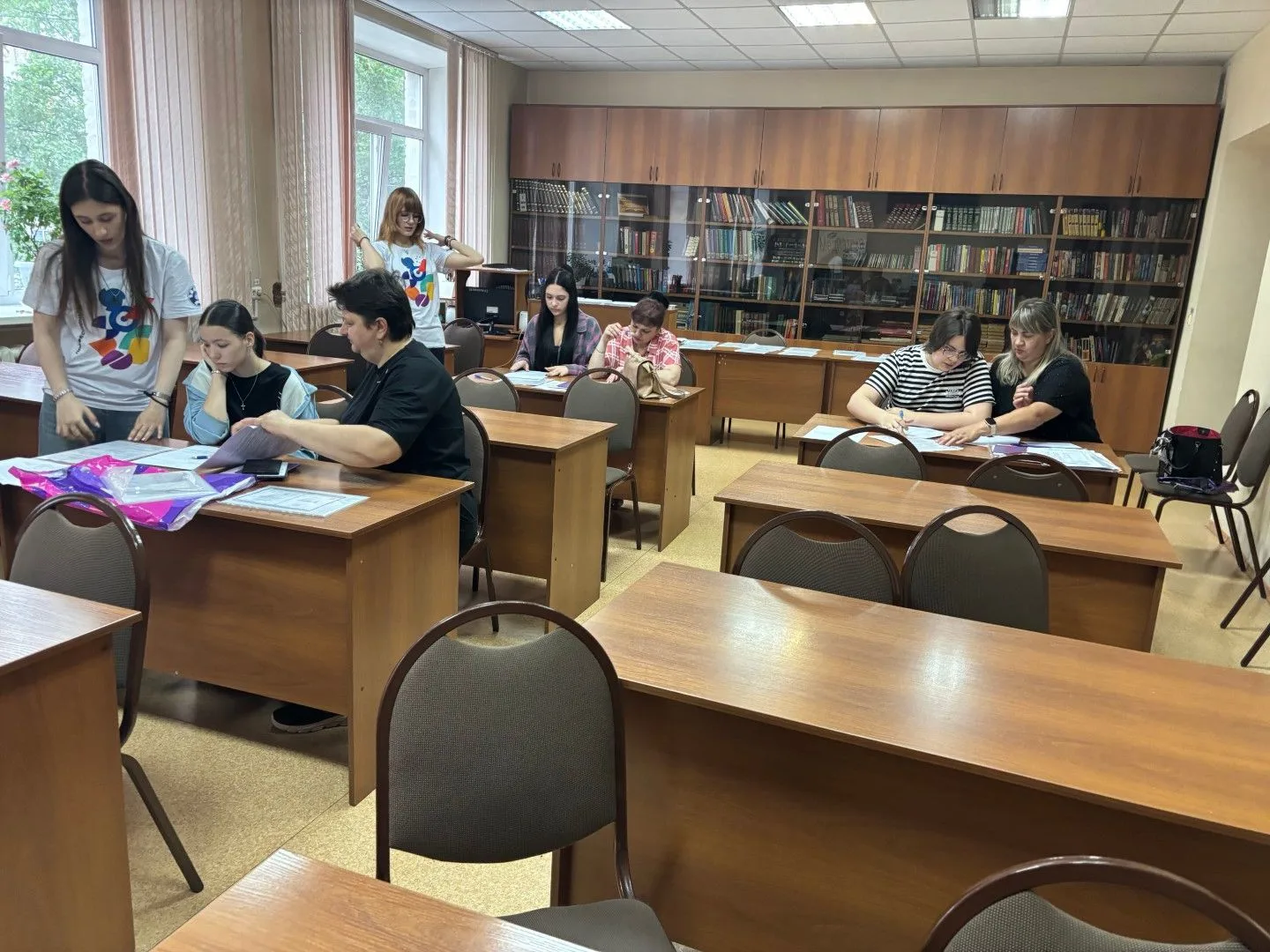 🔥 Приёмная кампания в самом разгаре, и мы хотим поделиться с вами последними новостями и ответить н