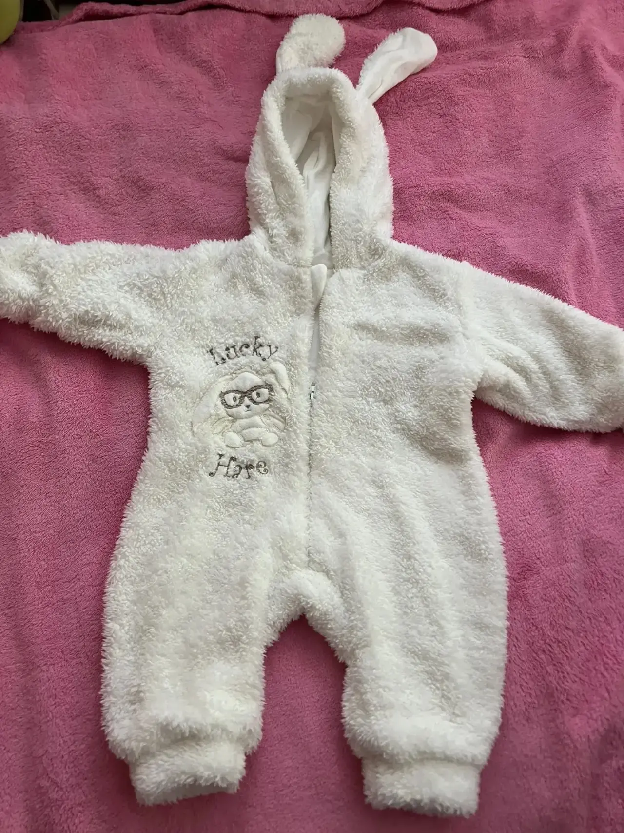 Продам костюм детский