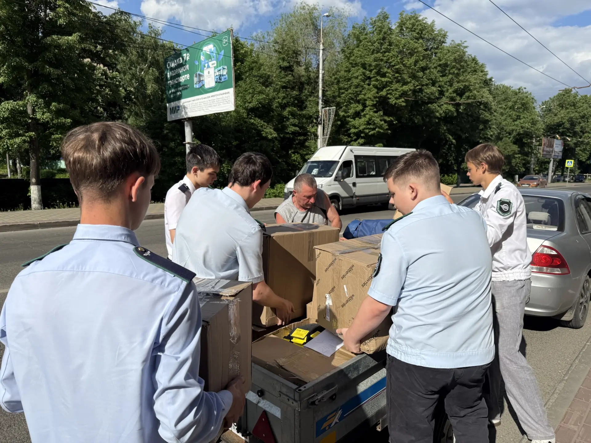 В рамках патриотического воспитания, поддержки Отечества в непростое время и помощи военнослужащим, 