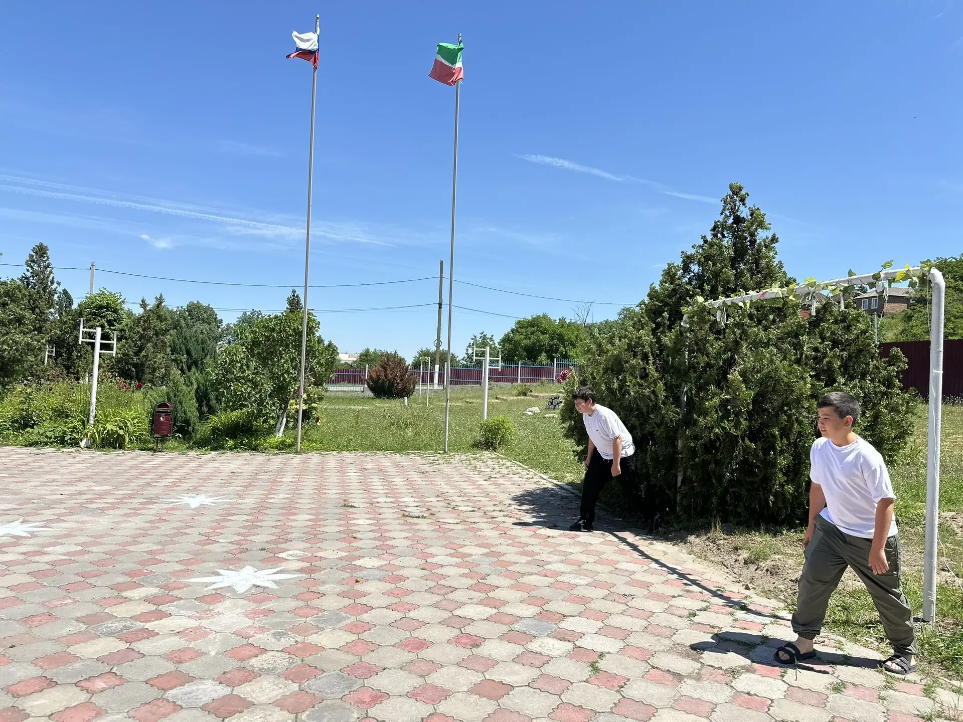 В период летних каникул 
в нашей школе прошёл традиционный турнир по бегу! Соревнования стали отличн