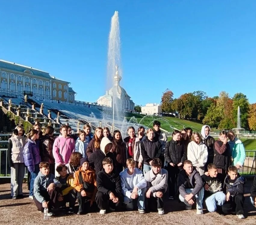 🏛Вдохновение "северной столицей": ученик ДШИ N1 г. Шумерля Федоров Данила в составе де...