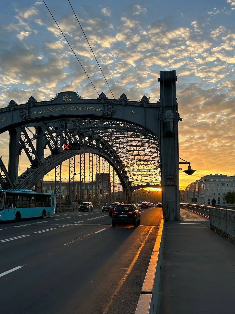 🥰 Петербург провожает ещё один красивый день