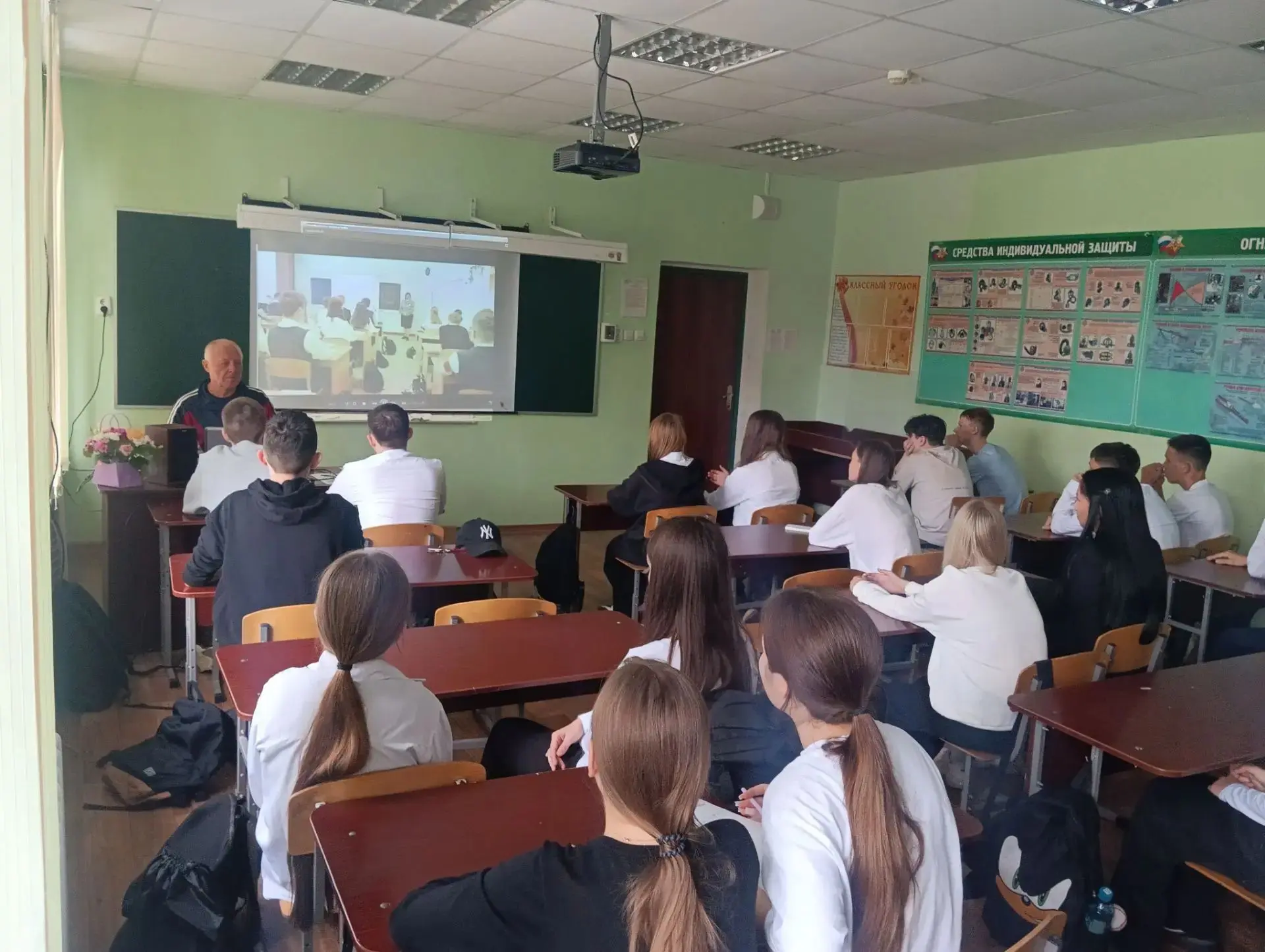 🏫Школа — это не только знания, но и безопасность!🛡️