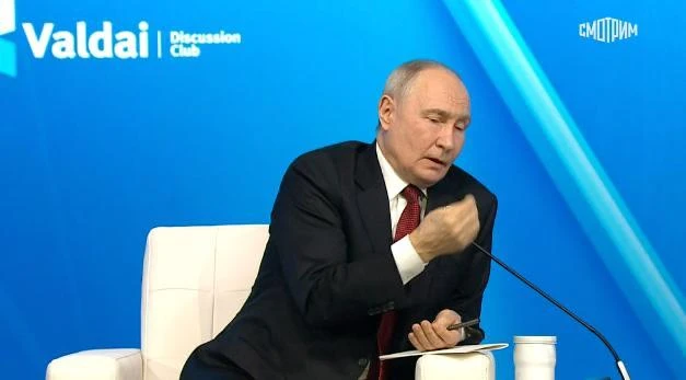 Модератор: Вас не смутил визит Зеленского в Белград?